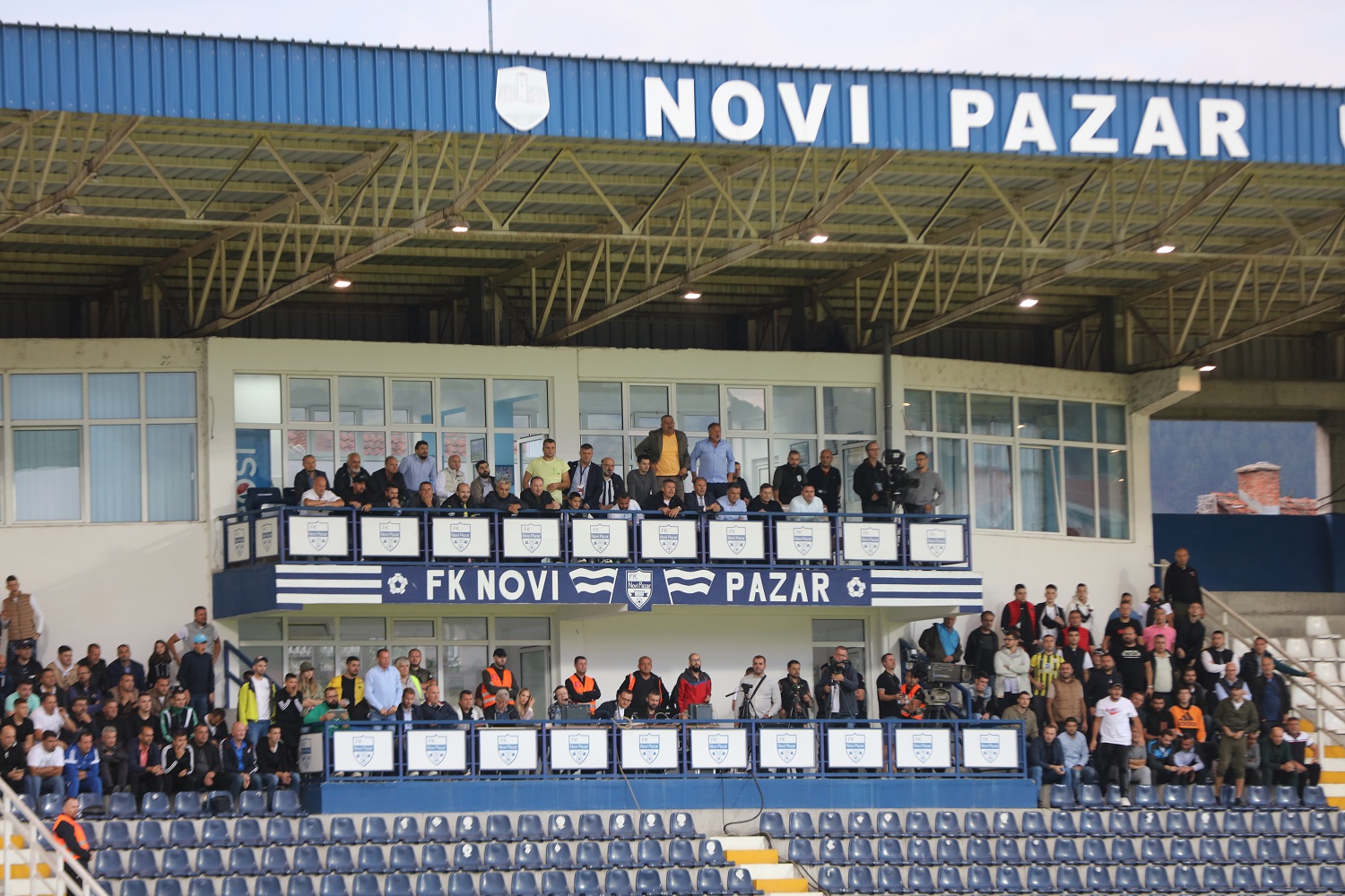 Fudbalski klub Novi Pazar kažnjen sa pet utakmica igranja bez