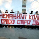 U Novom Pazaru održan skup podrške Srbima u Crnoj Gori, istaknut transparent: “Nemanjića kolevka uz srpsku spartu doveka”