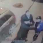 Pogeledajte snimak gdje parahodže Halitović i Demirović fizički nasrću na čovjeka od 65 godina (Video)