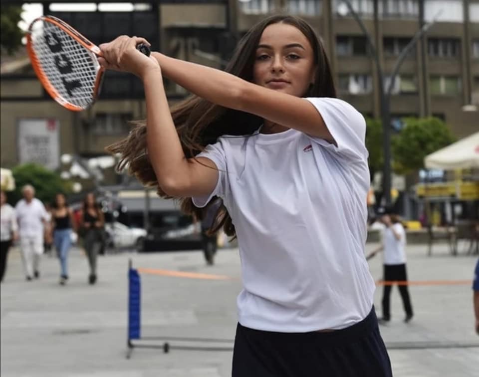 Ko je Fatma Idrizović, najperspektivnija mlada teniserka?
