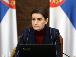 Od nedjelje zabrana javnog prijevoza, rad kafića i restorana