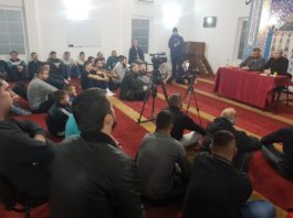 Dr. Admir Muratović održao tribinu u Brodarevu povodom obilježavanja godišnjice stradanja u Štrpcima