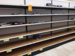 Novi Pazar / Zašto paničite, zašto kupujete sve što možete da kupite, a nemamo niti jednog zaraženog od korona virusa? (Video)