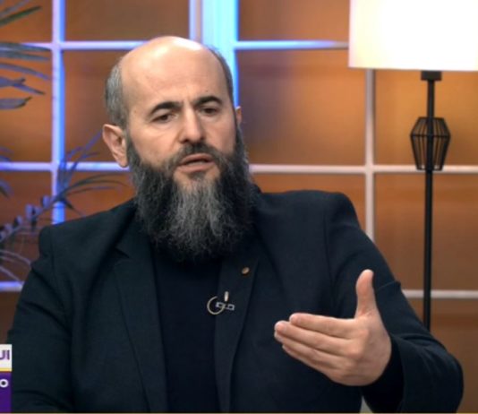 Akademik Zukorlić o borbi protiv korona virusa: Na ovom zadatku treba da budemo jedna strana