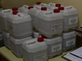 Preduzetnik Elvir Kučević donirao dezinfekciona sredstva Novom Pazaru i Tutinu