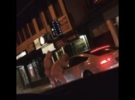 U bijelim odelima i sa maskama uznemiravali građane: Policija privela grupu “šaljivdžija” u Novom Pazaru