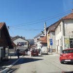 Novovvaroška preduzeća “19. MAJ” i TUR “VILA NANA” poklanjaju maske sugrađanima