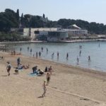 Uživanje i dok traje pandemija: Splićanke i Splićani se danas sunčali i kupali u moru
