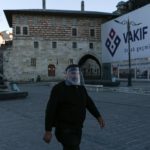 Istanbulski imam dio džamije pretvorio u market sa besplatnim namirnicama