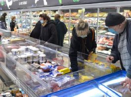 Penzionerima danas 100 evra