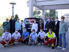 Pomoć u borbi protiv COVID-19: Medicinski timovi iz Tuzle i Sarajeva otputovali za Novi Pazar