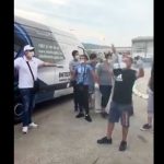 Pazarci uz pjesmu dočekali pomoć iz BiH: Orilo se “Bosnom behar probeharao”