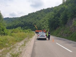 Tinjedžer u Prijepolju u naseljenom mestu vozio 149 kilometara na čas: Priveden sudiji za prekršaje