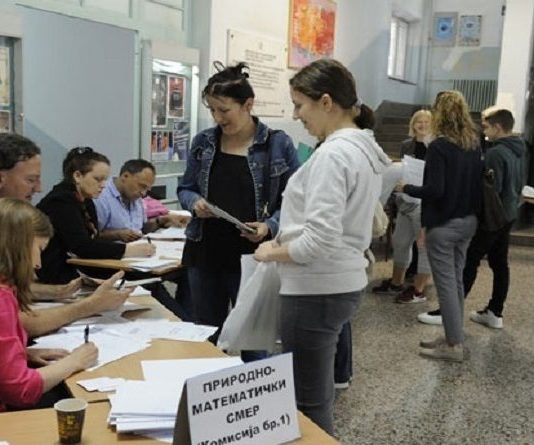 Počeo upis u srednju školu, ove godine elektronski