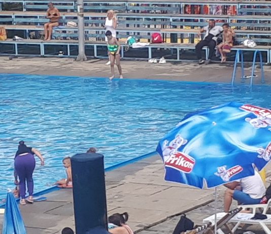 Na Gradskom bazenu ne poštuju mjere zaštite