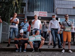 Protest u Pazaru: Tužilaštvo da radi svoj posao, nudili nam mjesta u upravnom odboru