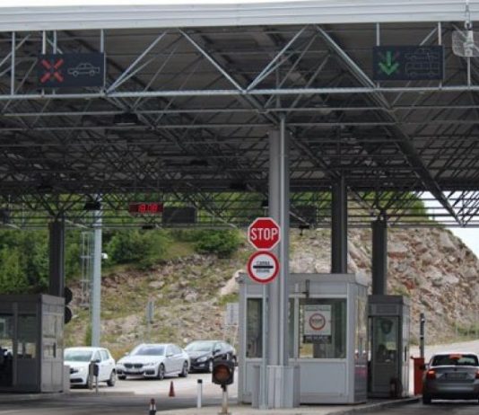 Crna Gora ublažila mjere, ulazak i uz negativan brzi test