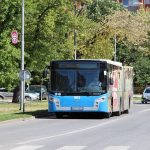 Pribojac nakon svađe sa vozačem razbio staklo na gradskom autobusu