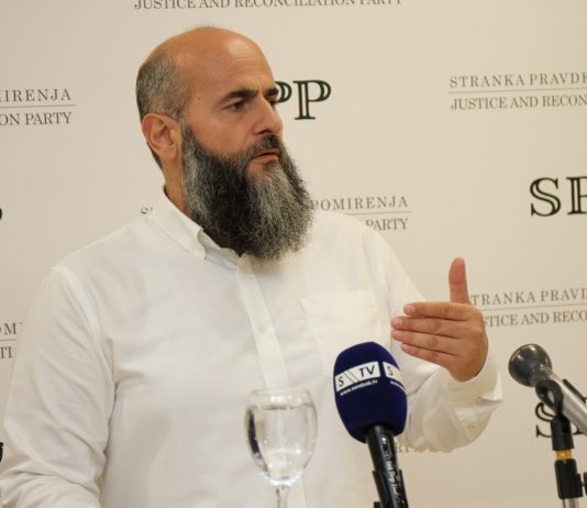 Akademik Zukorlić: Nećemo pristati na vlast zbog vlasti