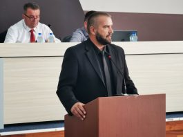 TIŠINA JAČA OD RIJEČI – Dr. Admir Muratović o izboru Nihata Biševca za gradonačelnika