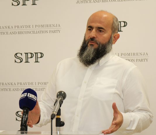 Akademik Zukorlić: Onaj ko iole želi mir na ovim prostorima neće dirati u cjelovitost Bosne