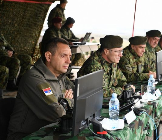 Vulin: Na Pešteri 3.000 vojnika, 150 vozila i 40 letelica