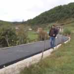 U selu Detane sredstvima mjestana asvaltirana dionica puta u duzini jednog kilometra.