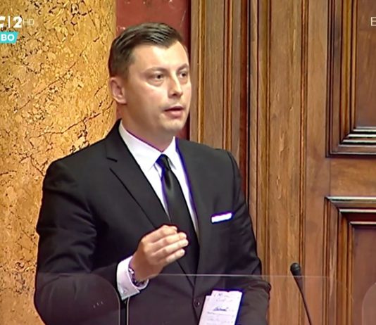 Skupština raspravlja o raspodjeli i ulaganjima vrijednim 700 miliona eura, od bošnjačkih stranaka prisutna samo SPP