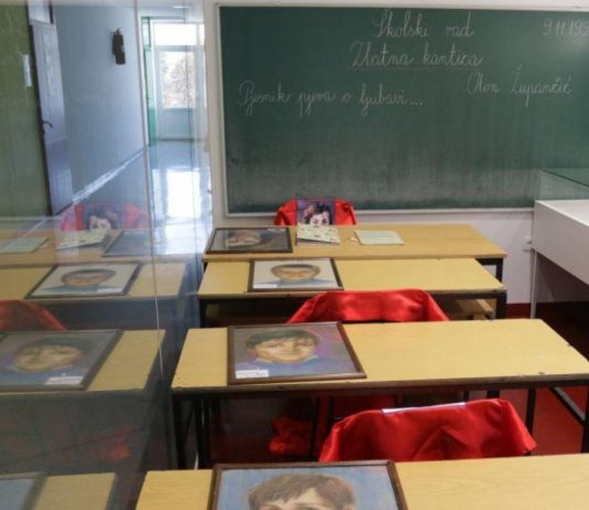 Dan kada je s kredom u ruci ubijena učiteljica Fatima Gunić i troje njenih učenika