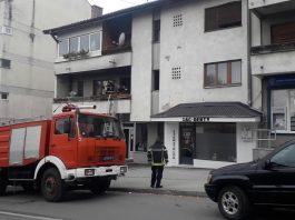 Goreo stan u centru Sjenice (Video)