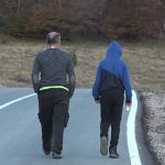 Do Bijelih Voda – Svakodnevno 12 kilometara pješke do škole (VIDEO)