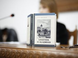 Organizirana promocija knjige “Legenda o Alajbegu”