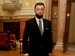Formirana nova poslanička grupa u Skupštini Srbije, predsjednik Samir Tandir