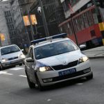 Policija zaustavila muškarca i u vozilu mu pronašla pištolj