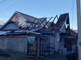 Požar uništio sve što su godinama sticali: Porodicu Krkušić vatrena stihija ostavila bez doma nad glavom