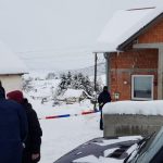 PRVE SLIKE SA PEŠTERA, MASAKR U SELU RASNO: Četvoro izrešetano u kući, pucao u bivšu, taštu i tasta, šurak kritično POTRAGA U TOKU