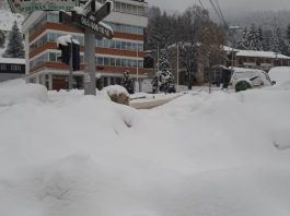 Vanredna situacija u Novoj Varoši: Smetovi od nekoliko metara u visinu potpuno zavejali puteve