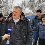 MUHOVO TREĆI DAN ODSJEĆENO OD SVIJETA – Trudnice i bolesnike prebacuju traktorima