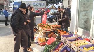 Zbog niskih temperatura slabija posjećenost na tutinskoj pijaci