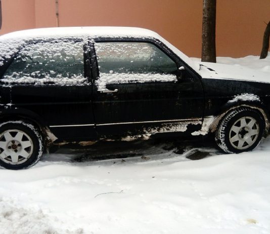 Dugovao 14 hiljada KM saobraćajnih kazni, policija mu oduzela Golfa “dvicu”