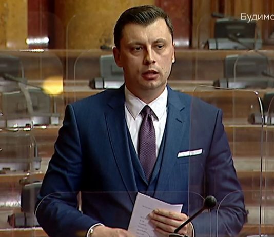 Tandir: Investirati u Sandžak; Premijerka: Infrastruktura preduslov, treba razgovarati