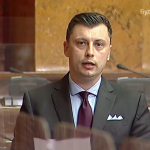 Tandir u Skupštini o Štrpcima i Sjeverinu – Kazniti zločince, obeštetiti porodice žrtava