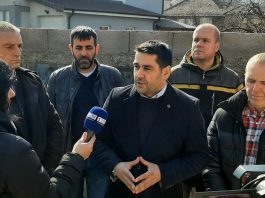 Hiljadu osnovaca u Šutenovcu i dalje čeka školu