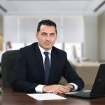 Naredba u BiH: Službenici moraju biti ljubazni, ne smiju dangubiti i “sijeliti” uz kafu