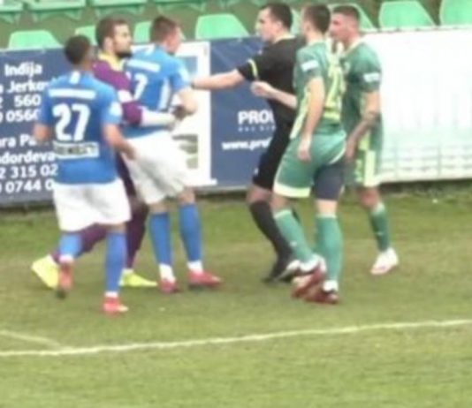 Umalo tuča u derbiju za opstanak: Crveni za Pazarce, hvatanje za gušu, pa penal za Inđiju (Video)