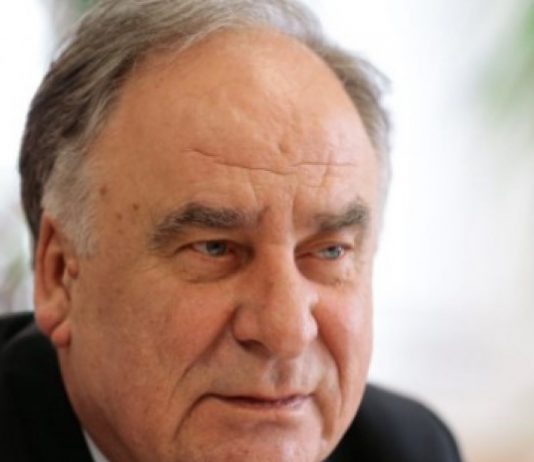Bogić Bogićević povukao kandidaturu za gradonačelnika Sarajeva