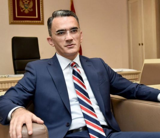 EU osudila izjave crnogorskog ministra o genocidu u Srebrenici