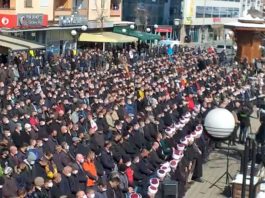 Klanjanja dženaza Rafetu Husoviću