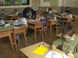 Mlađi osnovci naredne nedelje u školama