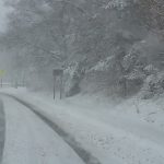 Snježna blokada na Goliji, putari probijaju smetove visine i preko dva metra, kolaps i u Novoj Varoši